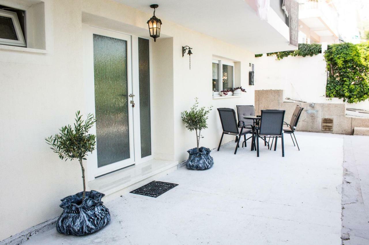 Apartment Verica In Duce - 20 Meters From The Beach Dugi Rat Exterior photo